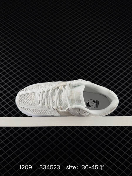 Nike Zoom Vomero 5 Triple White EU 36-45 running lifestyle