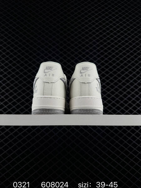 Nike Air Force 1 07 Low White Grey Volt EU 39-45 lifestyle