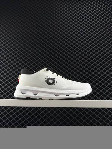 On Cloudtilt Kith White Black EU 36-45 Running Shoe Running Sneakers - Unisex (BS-85568)