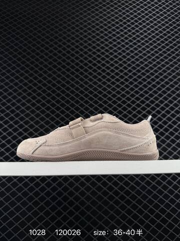 Other Adidas URBAN REVERIE JS2445 36-40 120026 Lifestyle - Unisex (BS-77473)