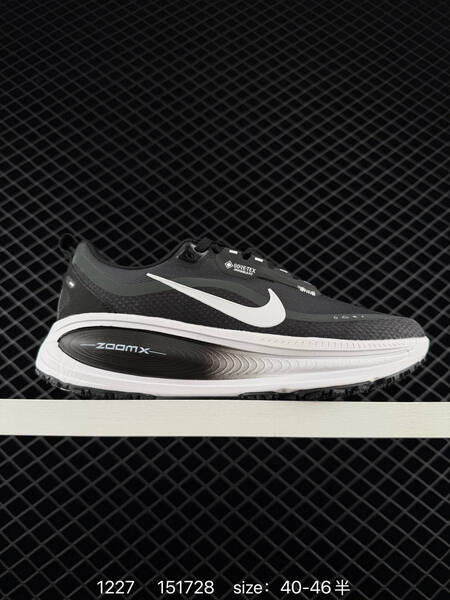 Nike Vomero 18 GTX Black White EU 40-46 running lifestyle