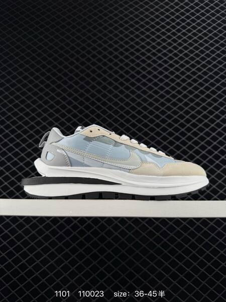 Nike Sacai x VaporWaffle black white EU 36-45 5 lifestyle