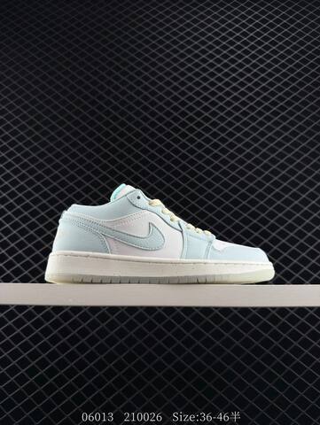 Jordan Air Jordan 1 Low White Light Blue Cream EU 36-46 Sneaker - Unisex (BS-81209)