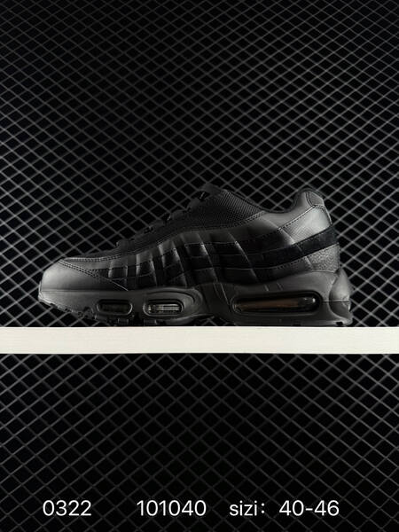 Nike Air Max 95 Triple Black EU 40-46 lifestyle
