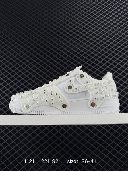 Nike Air Force 1 LXX white 36-41 lifestyle