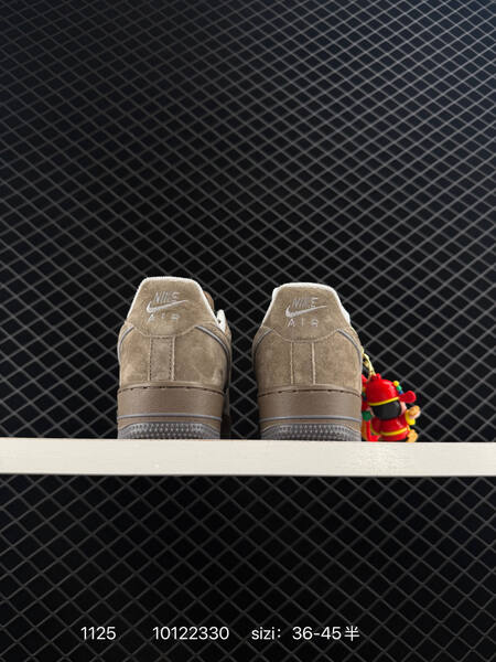 Nike Air Force 1 07 LV8 taupe brown suede EU 36-45 5 lifestyle