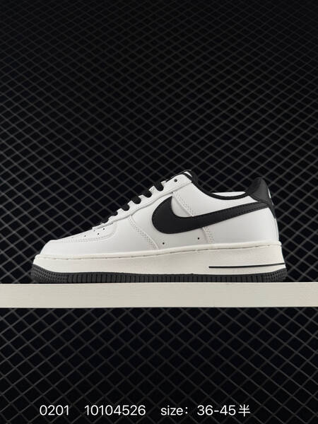 Nike Air Force 1 07 white black EU 36-45 lifestyle