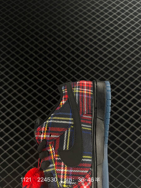 Nike Dunk Low Black Red tartan plaid EU 36-46 5 casual lifestyle