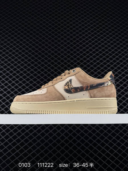 Nike Air Force 1 07 Sail White with red accents EU 36-45 lifestyle