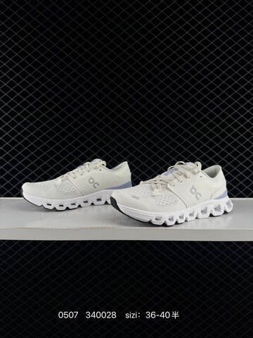 On Running Cloudhorizon Waterproof Cloud 5 340028 Size 36-40 140 1 1 Replica For Sale High-end Men s And Women s Fashion Sports Running And Basketball Shoes Up To 95 Off Retail During The Current Promotion Casual Lifestyle Sneakers (BS-85314)