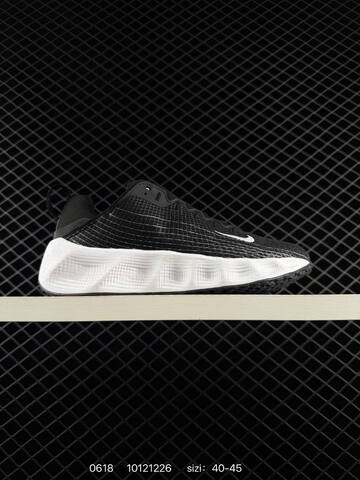 Nike Ava Rover black white