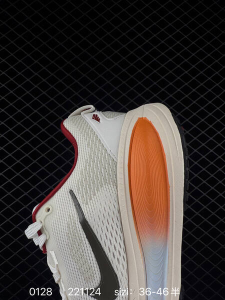 Nike Vomero 18 white black orange red 36-46 running lifestyle