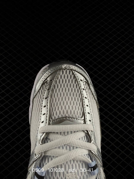Nike Air Max Moto 2K HQ2056-003 White Silver Black EU 36-41 running lifestyle