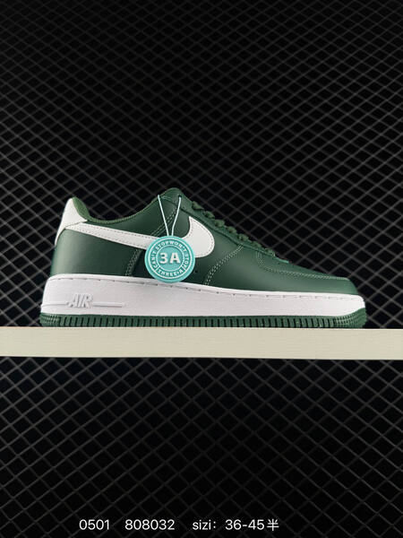 Nike Air Force 1 '07 green/white EU 36-45 lifestyle