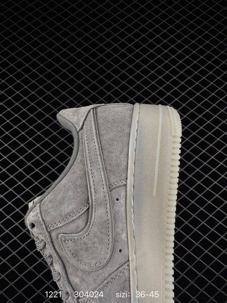 Nike Air Force 1 07 Grey suede Sail EU 36-45 lifestyle
