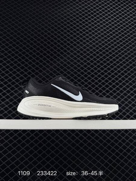 Nike Vomero 18 black EU 36-45 running lifestyle