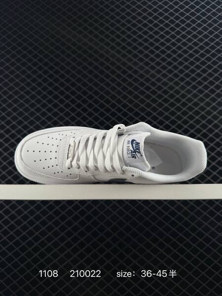 Nike Air Force 1 Low white navy EU 36-45 lifestyle