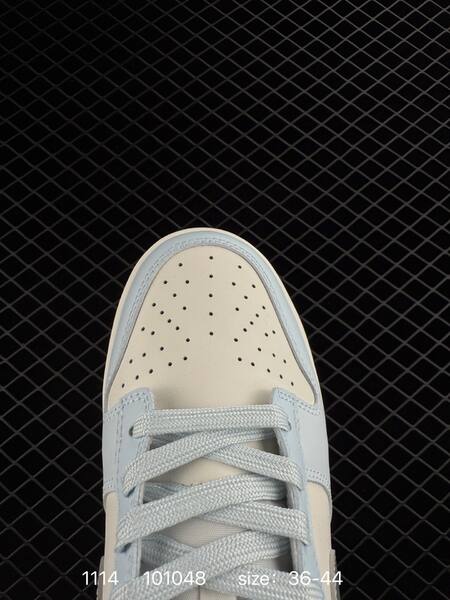 Nike SB Dunk Low light blue cream white with silver swoosh 36-44 skate lifestyle