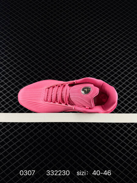 Nike Air Zoom GT Cut 3 Turbo light pink cream with red accents 40-46 basketball lifestyle