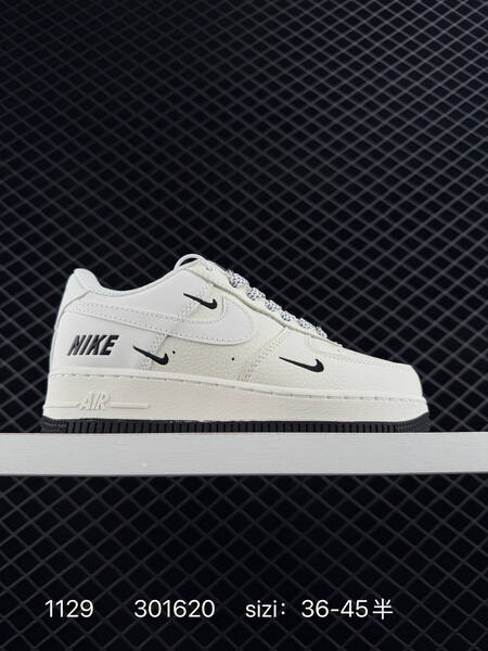 Nike Air Force 1 07 white black EU 36-45 5 lifestyle
