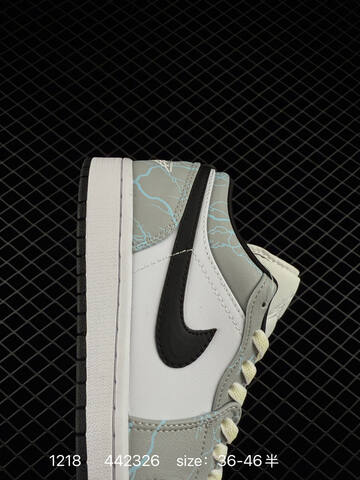 Jordan Air Jordan 1 Low White Grey Light Blue Black Cream EU 36-46 Sneaker - Unisex (BS-80032)