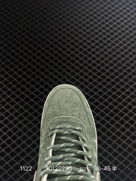 Nike Air Force 1 07 green cream EU 36-45 lifestyle
