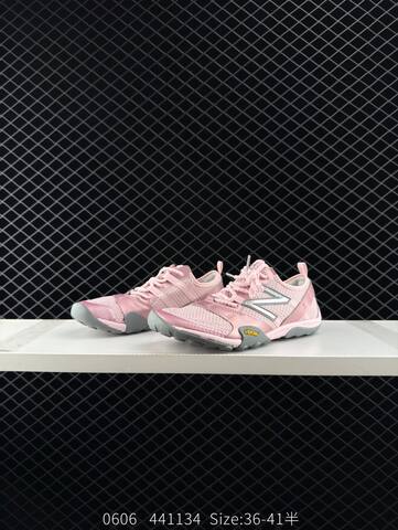 New Balance MT100 Light Pink Silver Grey EU 36-41 Trail Shoe - Unisex (BS-83348)