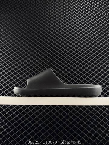 Other Adidas ADILETTE LUMIA JP9578 40-45 110090 Lifestyle - Men's (BS-78327)