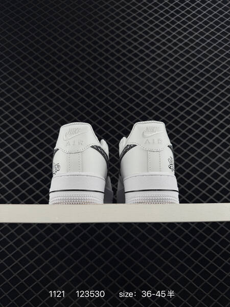 Nike Air Force 1 07 Low white black speckled EU 36-45 lifestyle