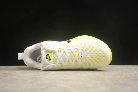 Nike Vomero 18 HM6804 102 white green black EUR