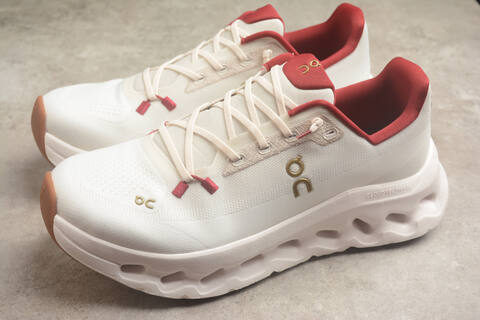 On Running Cloudtilt White Red Brown US 7 EU 40 UK 6 5 JP 25 Running Shoe Running Sneakers - Men's (BS-59465)