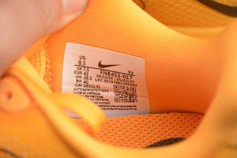 Nike Zoom Premium FN8453 017 Yellow EUR 42 Running Shoe - Men's (BS-59722)