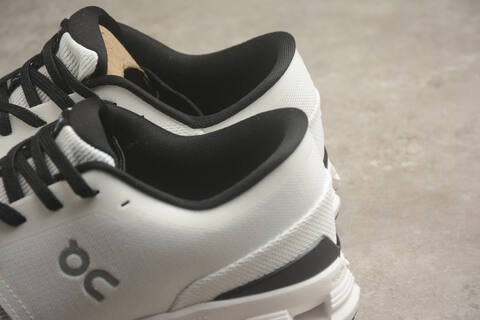 On Running Cloud X 4 3ME30040791 Ivory Black US 7 EU 40 UK 6 5 JP 25 Running Shoe Running Sneakers - Men's (BS-59785)