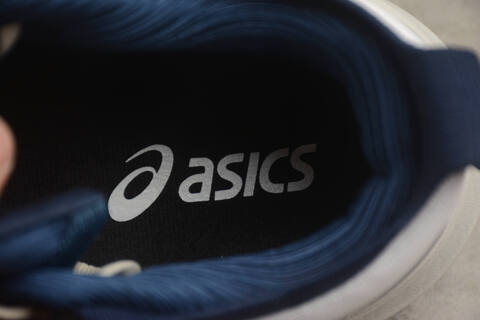 ASICS GEL KAYANO 31 1011B995 021 White Dark Blue US 8 5 EUR 42 UK 7 5 CM 26 5 Running Shoe Running Sneakers - Men's (BS-59568)
