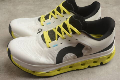 On Running Cloudflow 5 White Black Neon Yellow Running Shoe Running Sneakers (BS-59850)