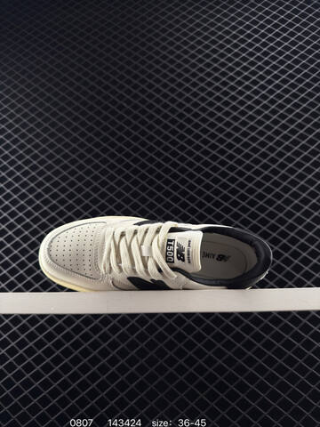 New Balance T500 CT500AB1 Off White Black Cream EU 36-45 Skate Shoe Skate Sneakers - Unisex (BS-82997)