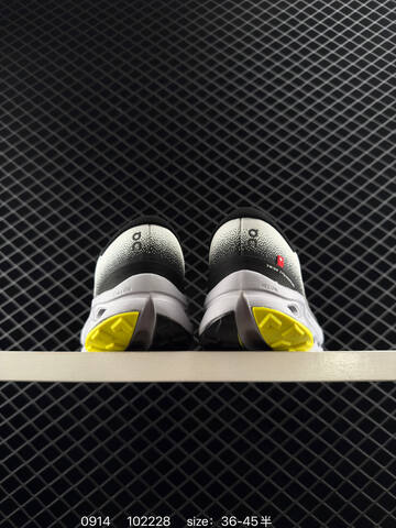 On Cloudvista White Black Neon Yellow EU 36-45 Trail Shoe Trail Running Sneakers - Unisex (BS-85495)