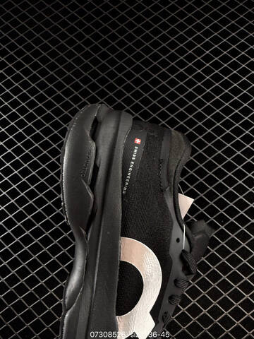 On Running Cloudflow Black Silver EU 36-45 Running Shoe Running Sneakers - Unisex (BS-84961)