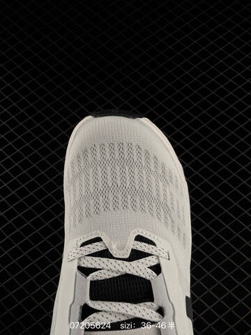 On Cloudmonster White Black EU 36-46 Running Shoe Running Sneakers - Unisex (BS-85012)