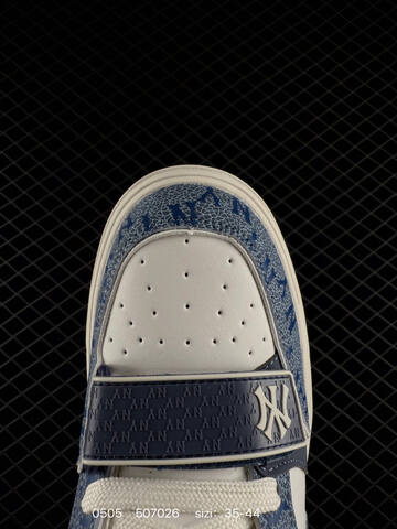 MLB Chunky Liner Mid NY Strap White Navy Blue EU 35-44 Skate Shoe Skate Sneakers - Unisex