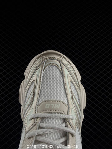 MLB Chunky Liner Off White Light Silver EU 35-45 Sneaker Casual Sneakers - Unisex