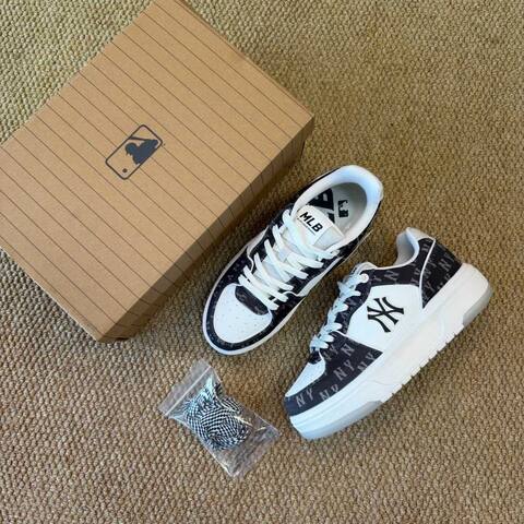MLB Chunky Liner 3 ASXM016 Black White Skate Shoe Skate
